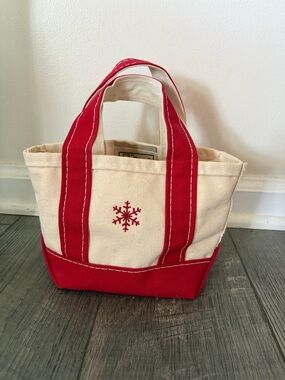 Vintage L.L. Bean mini canvas boat and tote bag with snowflake design
